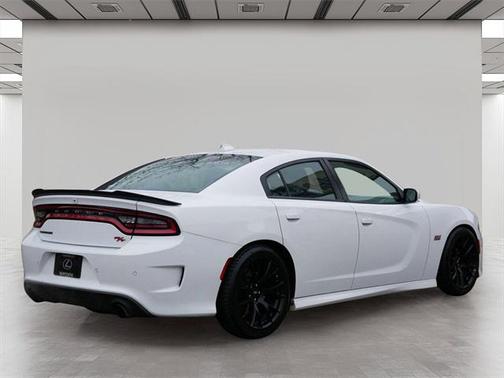 2017 Dodge Charger R/T Scat Pack