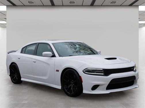2017 Dodge Charger R/T Scat Pack