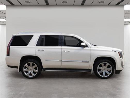 2015 Cadillac Escalade Luxury