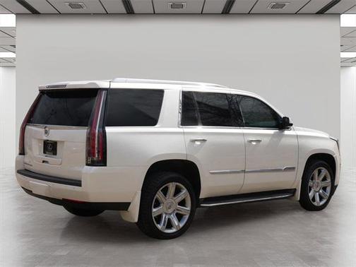 2015 Cadillac Escalade Luxury