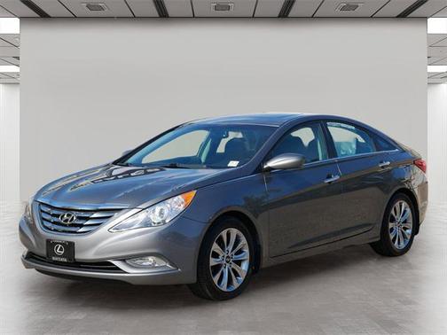 2013 Hyundai SONATA SE