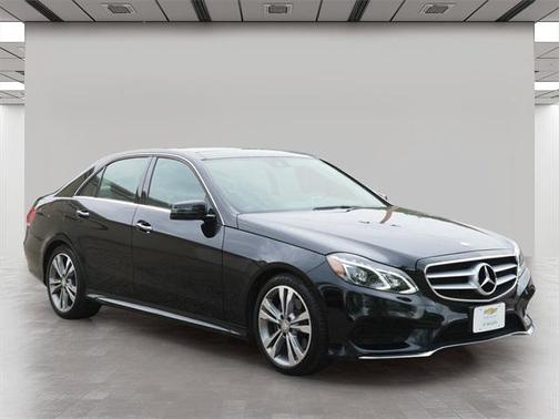 2016 Mercedes-Benz E-Class 4MATIC