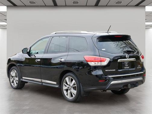 2013 Nissan Pathfinder Platinum