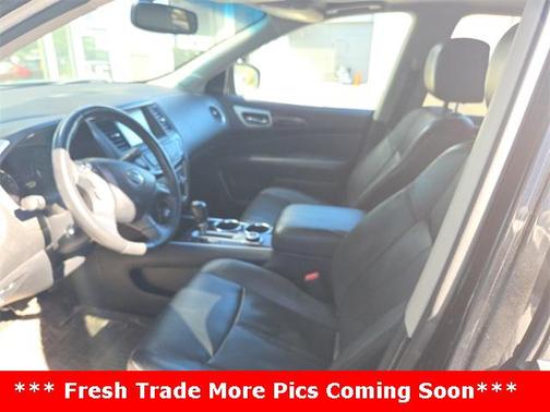 2013 Nissan Pathfinder Platinum