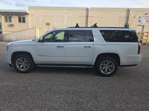 Summit White 2016 GMC Yukon XL SLE