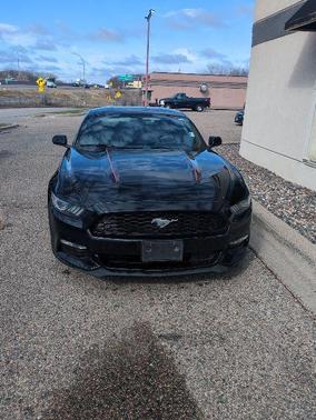 2017 Ford Mustang V6