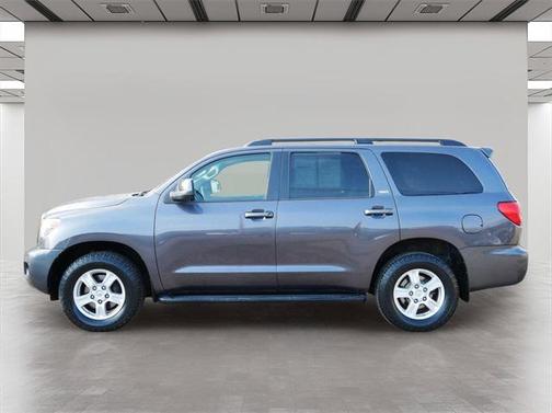 2014 Toyota Sequoia SR5
