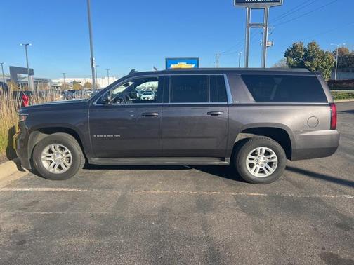 2016 Chevrolet Suburban LT