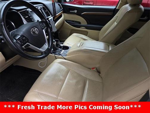 2017 Toyota Highlander Limited Platinum