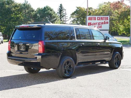 2017 Chevrolet Suburban LT
