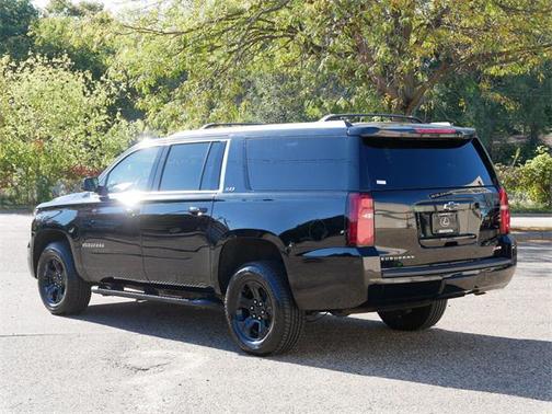 2017 Chevrolet Suburban LT