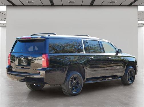 2017 Chevrolet Suburban LT