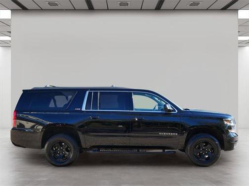 2017 Chevrolet Suburban LT
