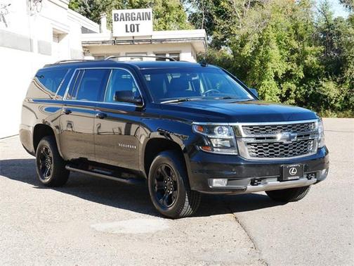 2017 Chevrolet Suburban LT