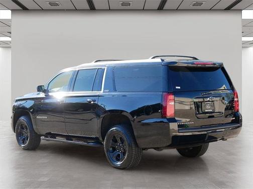 2017 Chevrolet Suburban LT