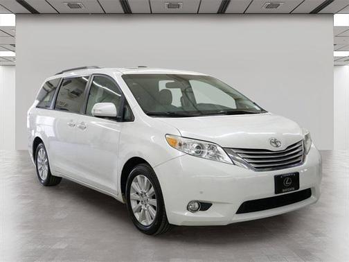 2013 Toyota Sienna XLE