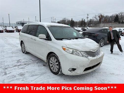 2013 Toyota Sienna XLE