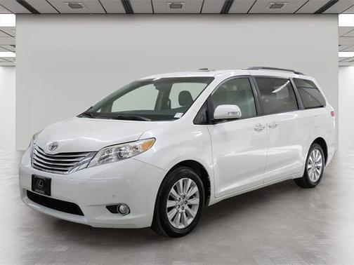 2013 Toyota Sienna XLE