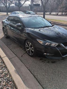 Super Black 2017 Nissan Maxima 3.5 Platinum