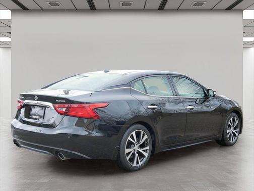 Super Black 2017 Nissan Maxima 3.5 Platinum