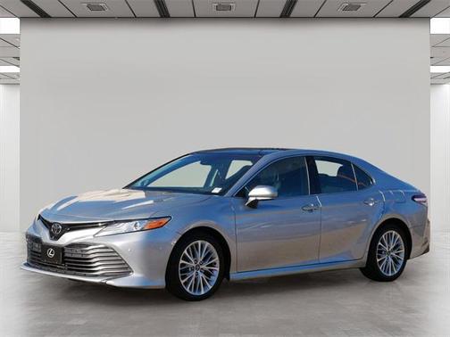 2018 Toyota Camry XLE
