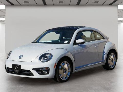 2018 Volkswagen Beetle 2.0T SE