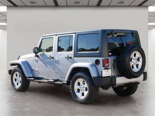 2013 Jeep Wrangler Unlimited Sahara