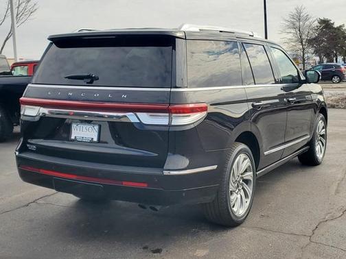 2023 Lincoln Navigator Reserve