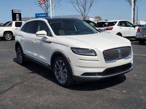 2022 Lincoln Nautilus Reserve