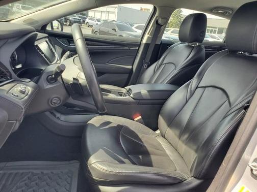 2018 Buick LaCrosse Essence