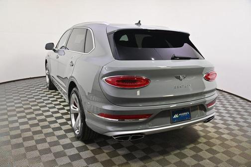 2024 Bentley Bentayga V8