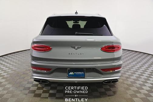 2024 Bentley Bentayga V-8