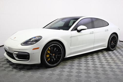 2023 Porsche Panamera Turbo S