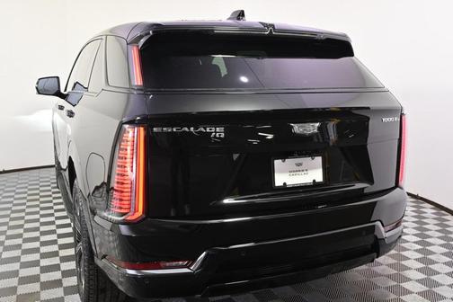 2025 Cadillac Escalade IQ Sport 1