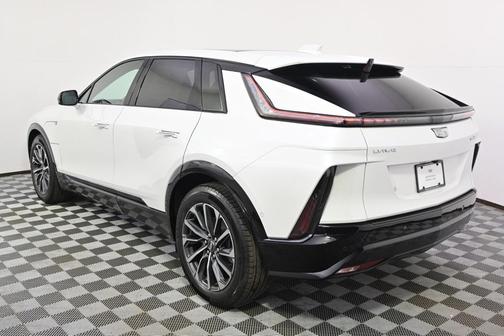 2025 Cadillac LYRIQ Sport