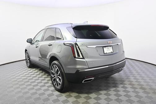 2025 Cadillac XT5 Sport