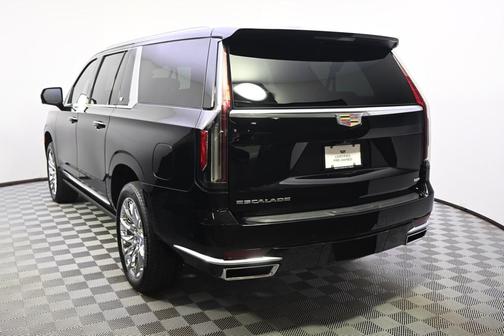 2023 Cadillac Escalade ESV Premium Luxury Platinum