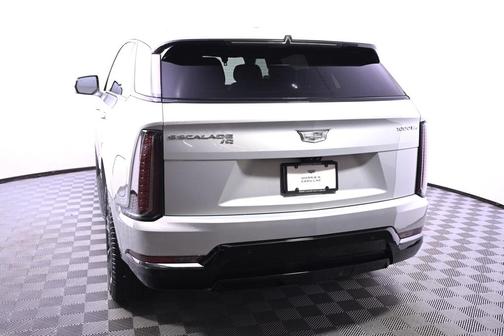 2025 Cadillac Escalade IQ Sport 2