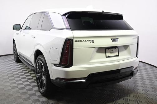 2025 Cadillac Escalade IQ Sport 2