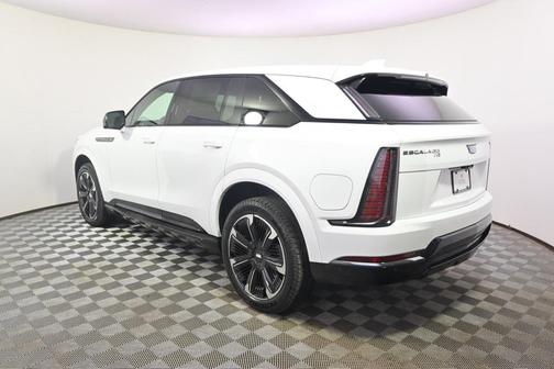 2025 Cadillac Escalade IQ Sport 2