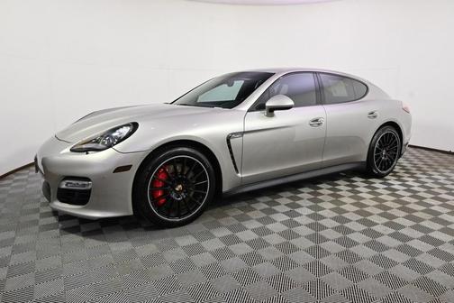 2013 Porsche Panamera GTS
