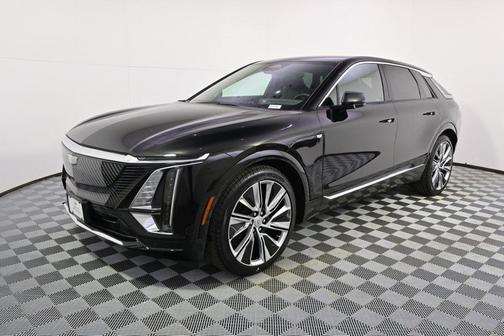 Stellar Black Metallic 2024 Cadillac LYRIQ Luxury