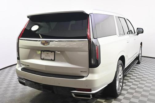 2024 Cadillac Escalade ESV Premium Luxury