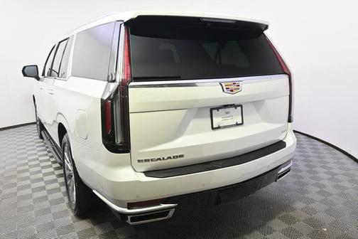 2024 Cadillac Escalade ESV Premium Luxury