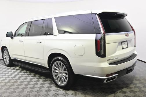 2024 Cadillac Escalade ESV Premium Luxury