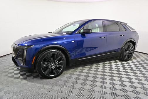 2024 Cadillac LYRIQ Sport