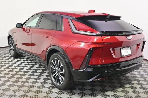 2024 Cadillac LYRIQ Sport