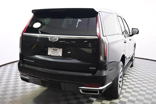 2022 Cadillac Escalade Premium Luxury