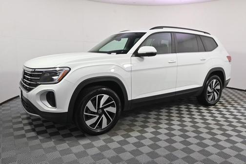 2025 Volkswagen Atlas 2.0T SE