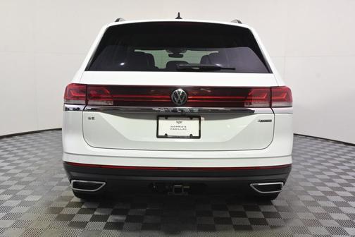 2025 Volkswagen Atlas 2.0T SE